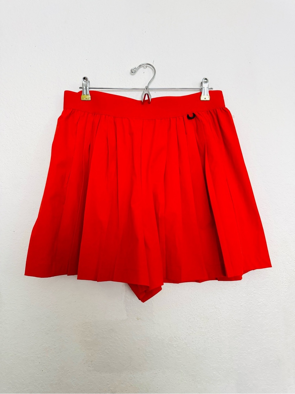 NIKE Women's Dri-FIT High-Waisted Loose Pleated Shorts IB2346-633 Size XL